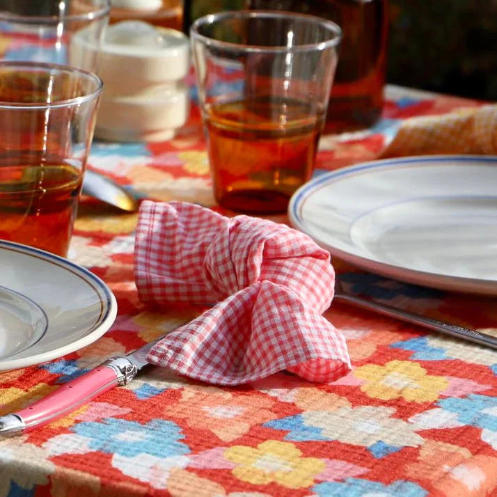 Tous les conseils pour savoir comment dresser une table à manger simple
