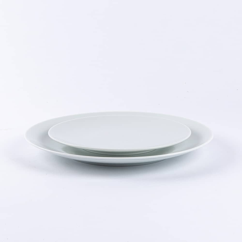 L'assiette à dessert en porcelaine ronde - Blanche de Limoges Assiettes à dessert Ogre la Fabrique
