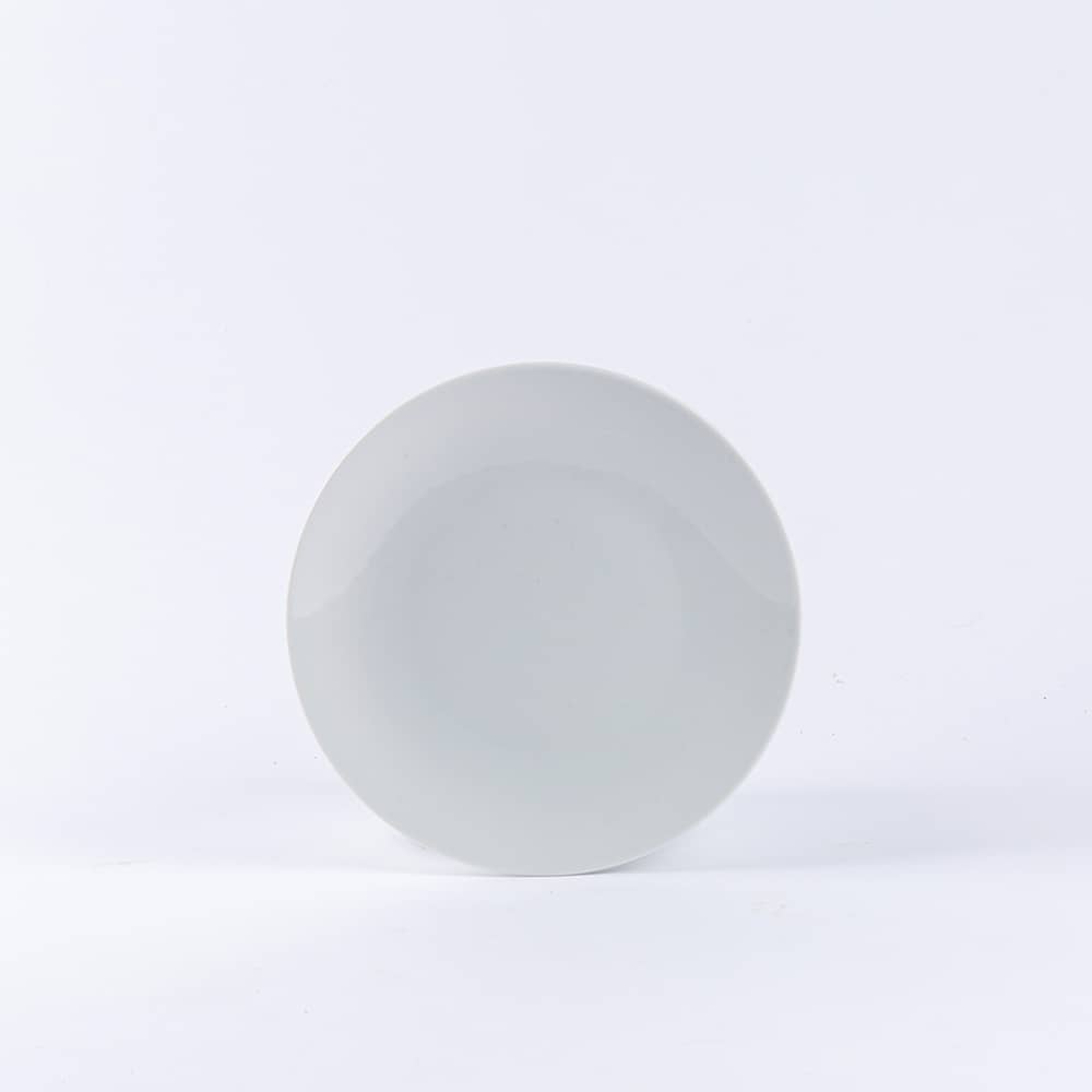 L'assiette à dessert en porcelaine ronde - Blanche de Limoges Assiettes à dessert Ogre la Fabrique