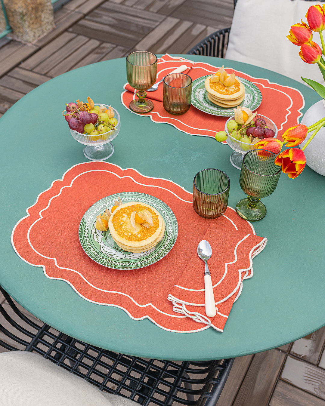 Serviette en lin et coton festonnée Clou, Terracotta et écru Serviettes de table Mariaida Home