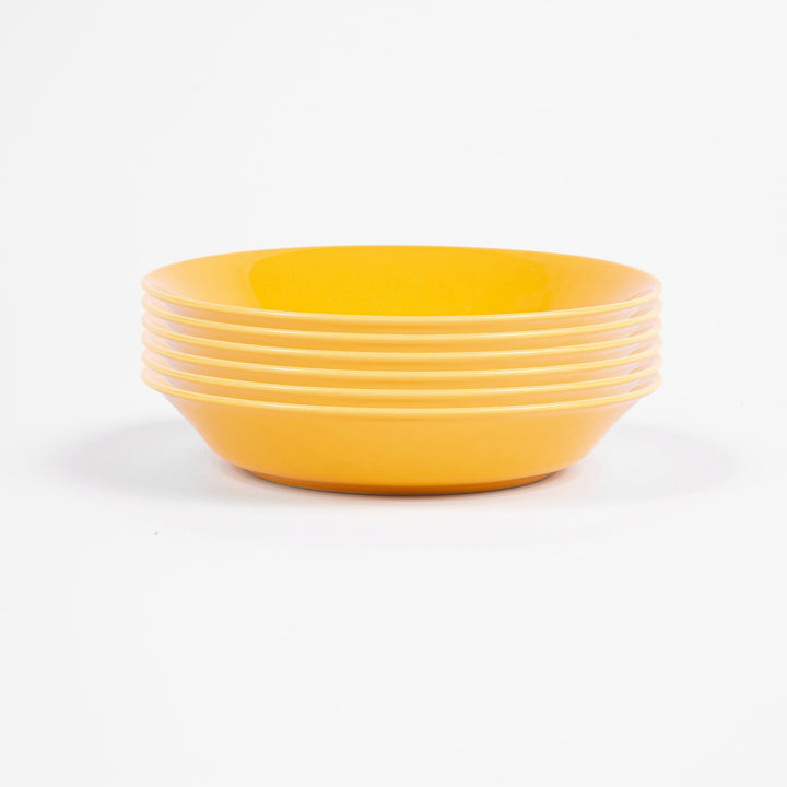 L'assiette creuse ronde en porcelaine - Jaune moutarde Assiettes creuses Ogre la Fabrique
