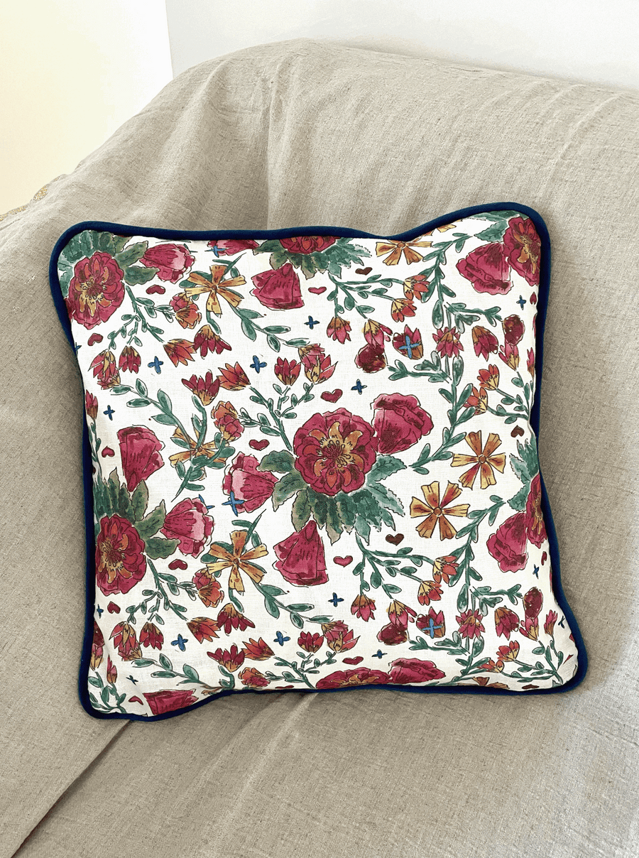 Housse de coussin mat - Fleurs russes - Fond blanc