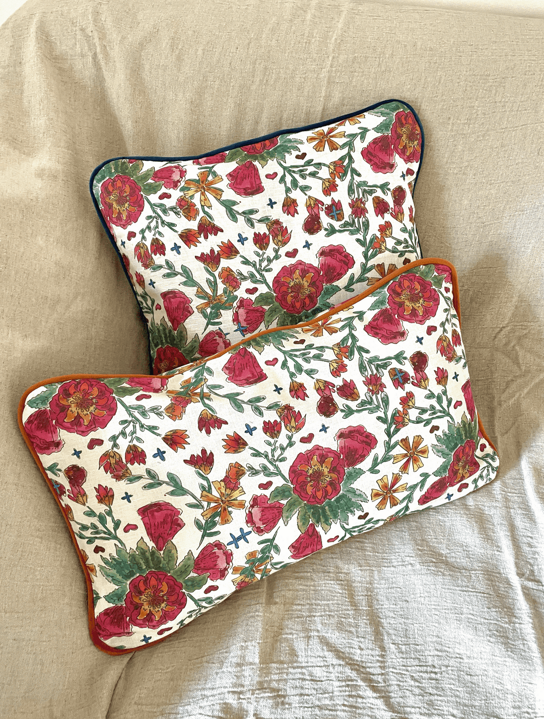 Housse de coussin mat - Fleurs russes - Fond blanc