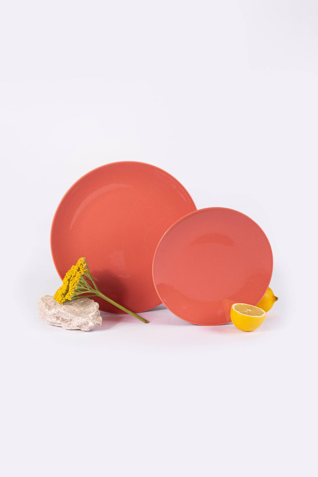 L'assiette à dessert en porcelaine ronde - Terracotta Assiettes à dessert Ogre la Fabrique