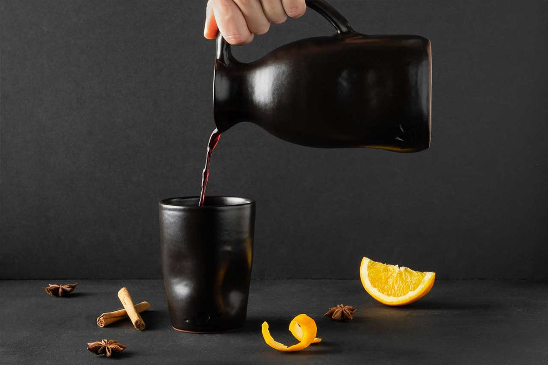 Carafe - Medium - Ceramic - Matte black