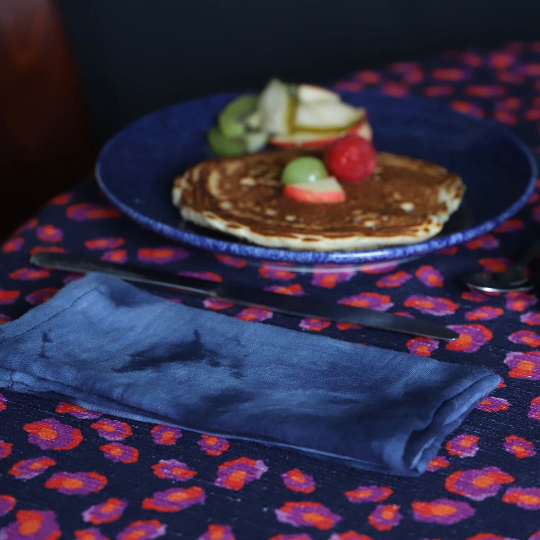 Rectangular "Blue Jean" effect tablecloth with pink, red and purple colors