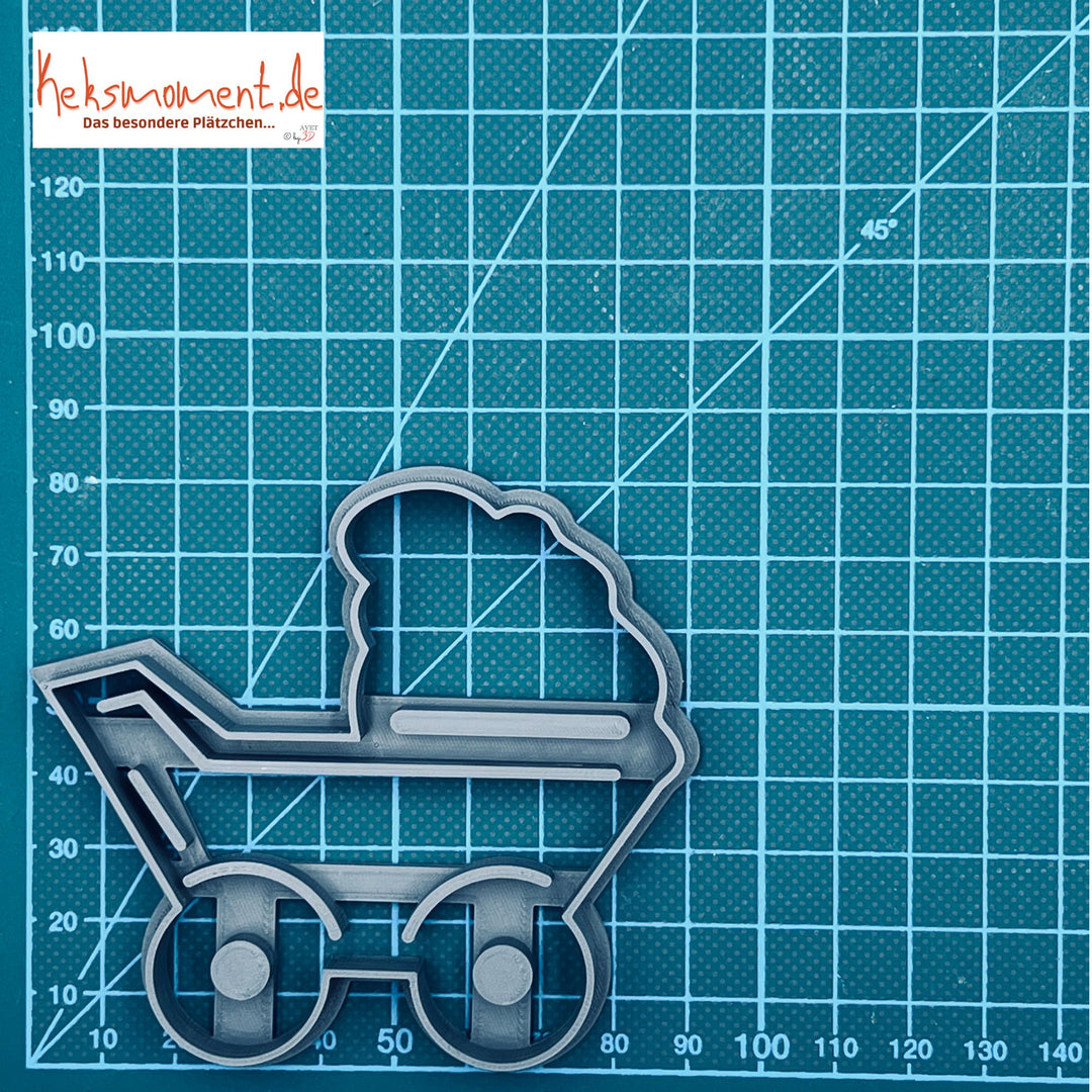 Stroller cookie cutter