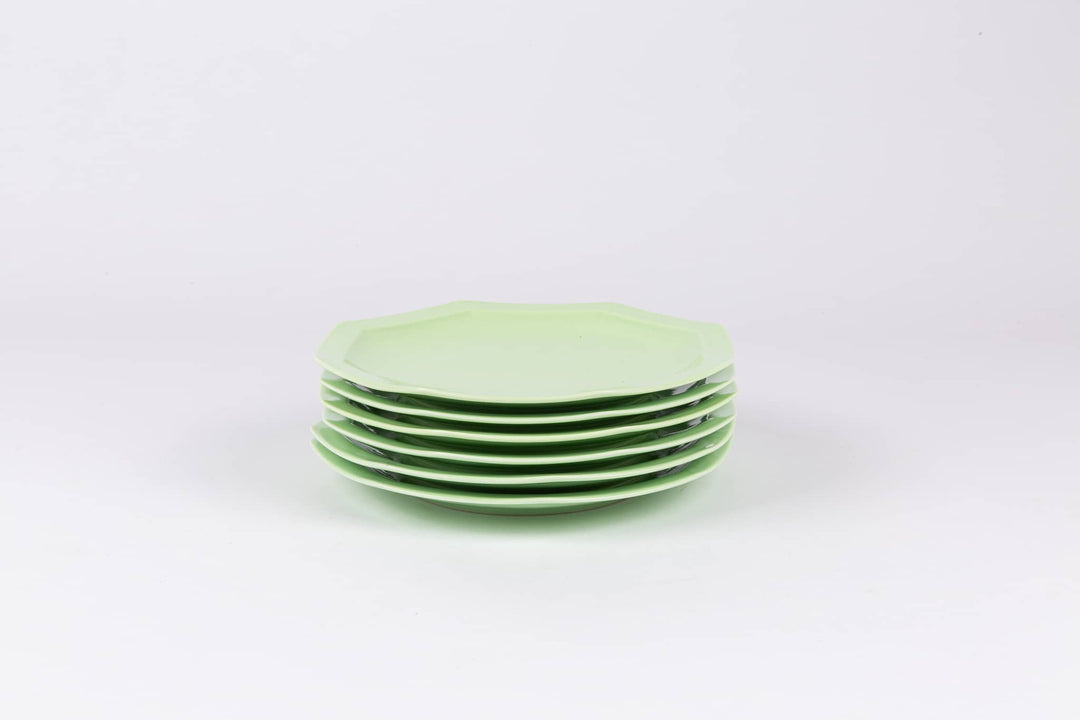 L'assiette à dessert en porcelaine octogonale - Vert amande Assiettes à dessert Ogre la Fabrique