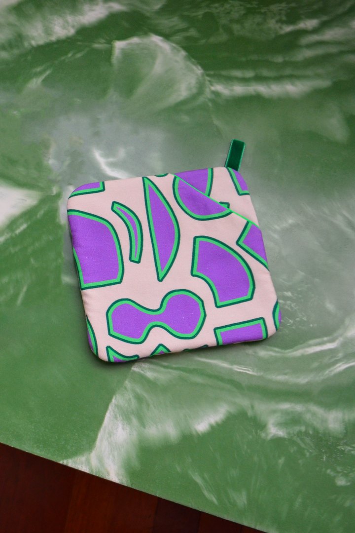 Manique de cuisine motif spiral violet et green