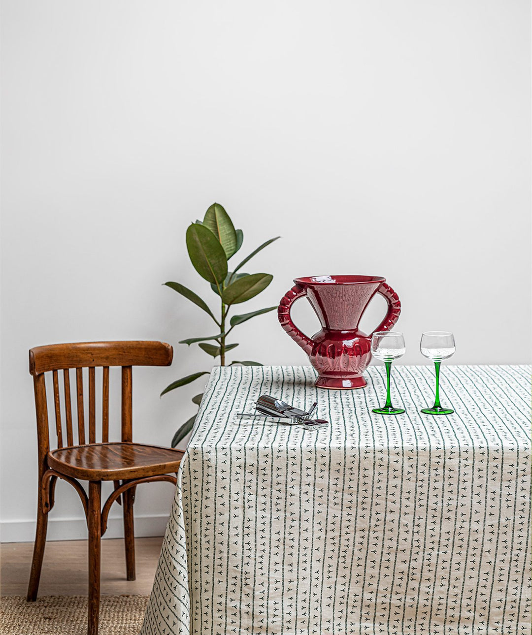 Nappe de table lin - Motif ARRASTA PÉ couleur vert FOLHA Nappes Sabia Brasilian Design