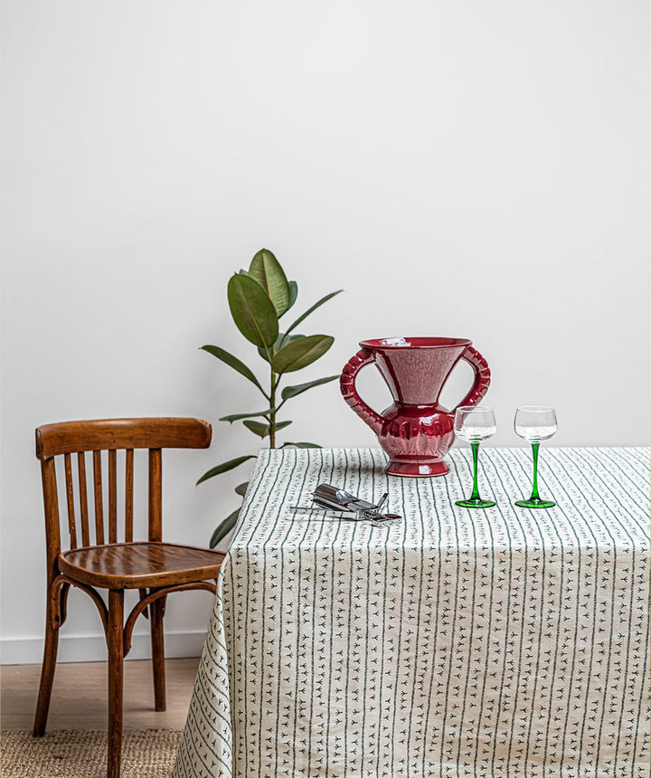 Nappe de table lin - Motif ARRASTA PÉ couleur vert FOLHA Nappes Sabia Brasilian Design