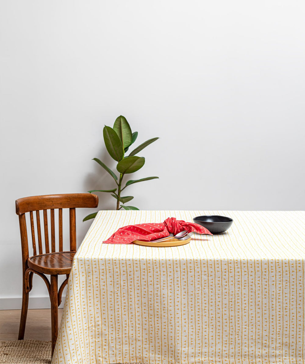 Nappe de table lin - Motif ARRASTA PÉ couleur JAUNE Nappes Sabia Brasilian Design
