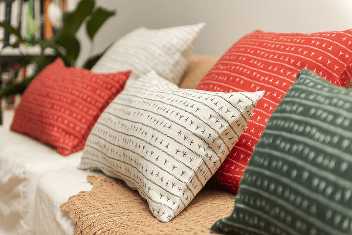 Housse de coussin lin 30x50 - Motif ARRASTA PÉ couleur vert FOLHA Housses de coussins Sabia Brasilian Design