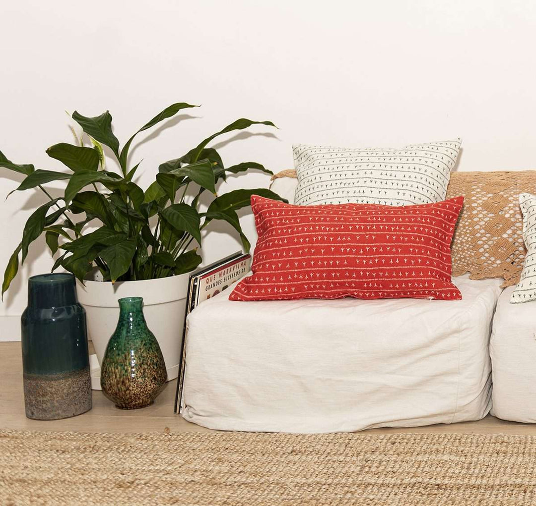Housse de coussin lin 45x45 - Motif ARRASTA PÉ couleur vert FOLHA Housses de coussins Sabia Brasilian Design