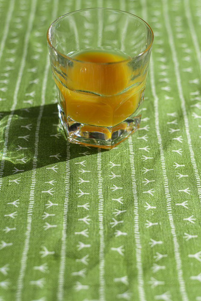 Set de table lin (par 2) encadré 35x50 - Motif ARRASTA PÉ couleur vert ABACATE Sets de table Sabia Brasilian Design