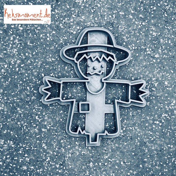Scarecrow cookie cutter