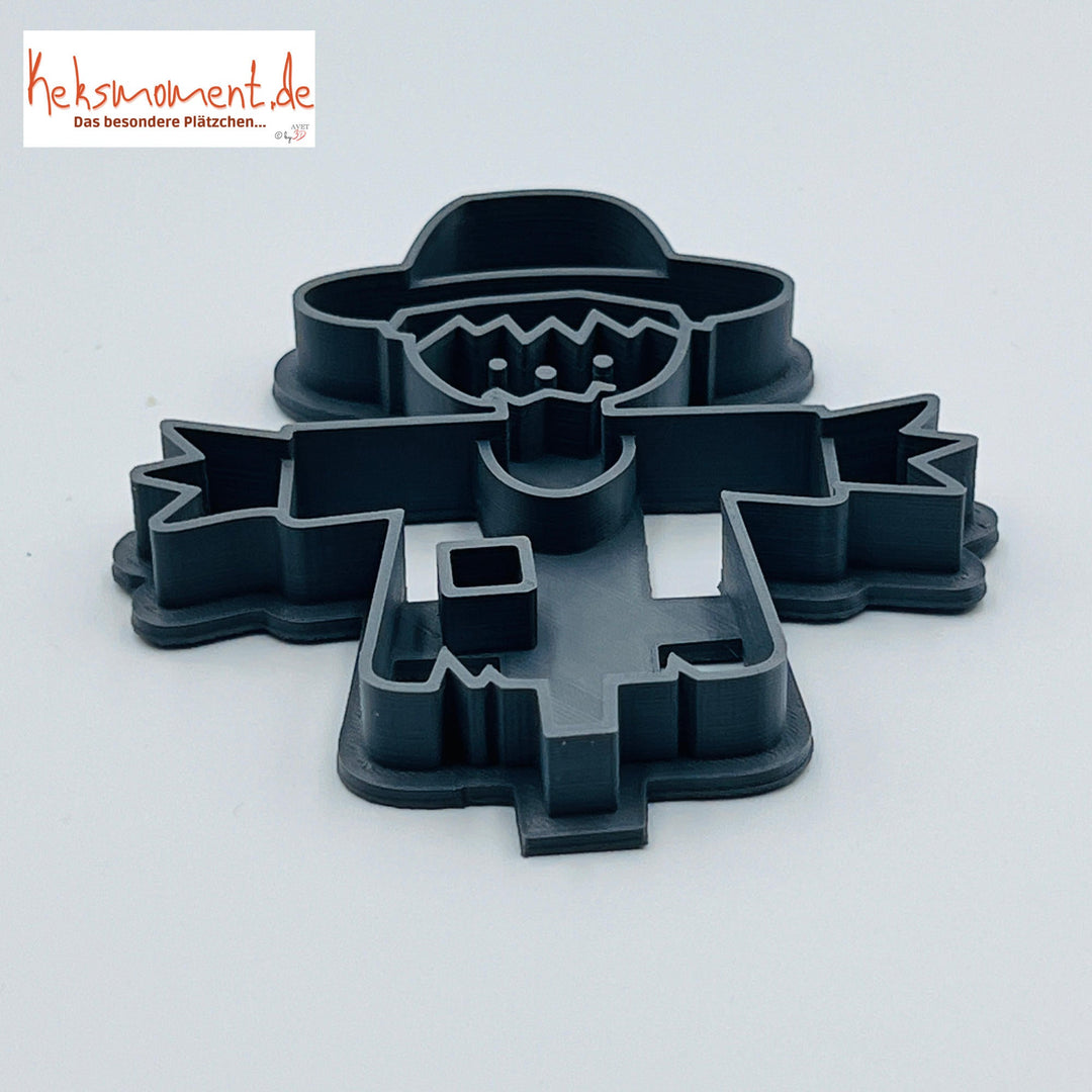 Scarecrow cookie cutter