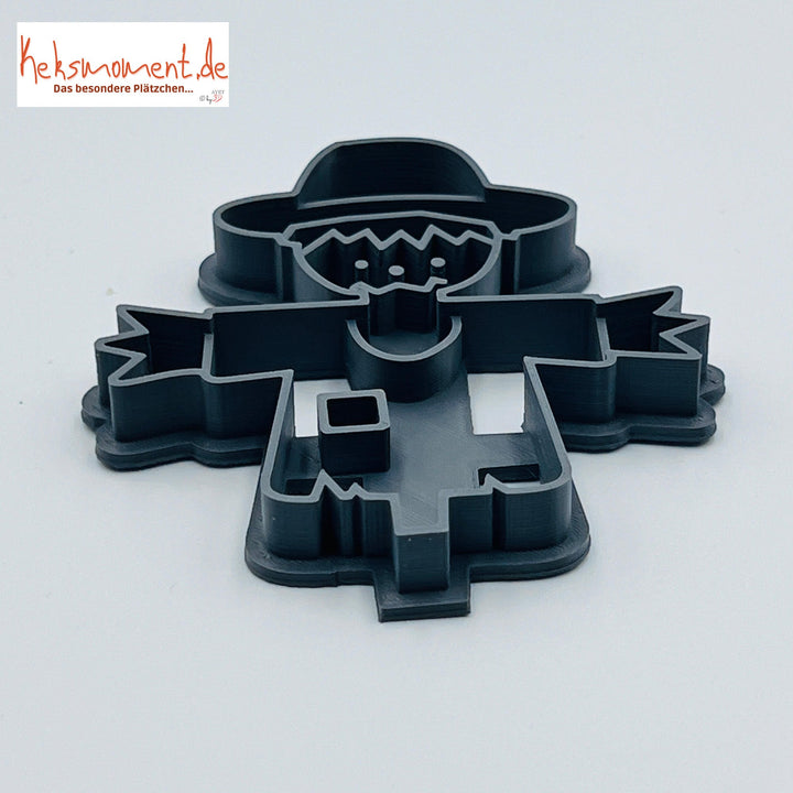 Scarecrow cookie cutter
