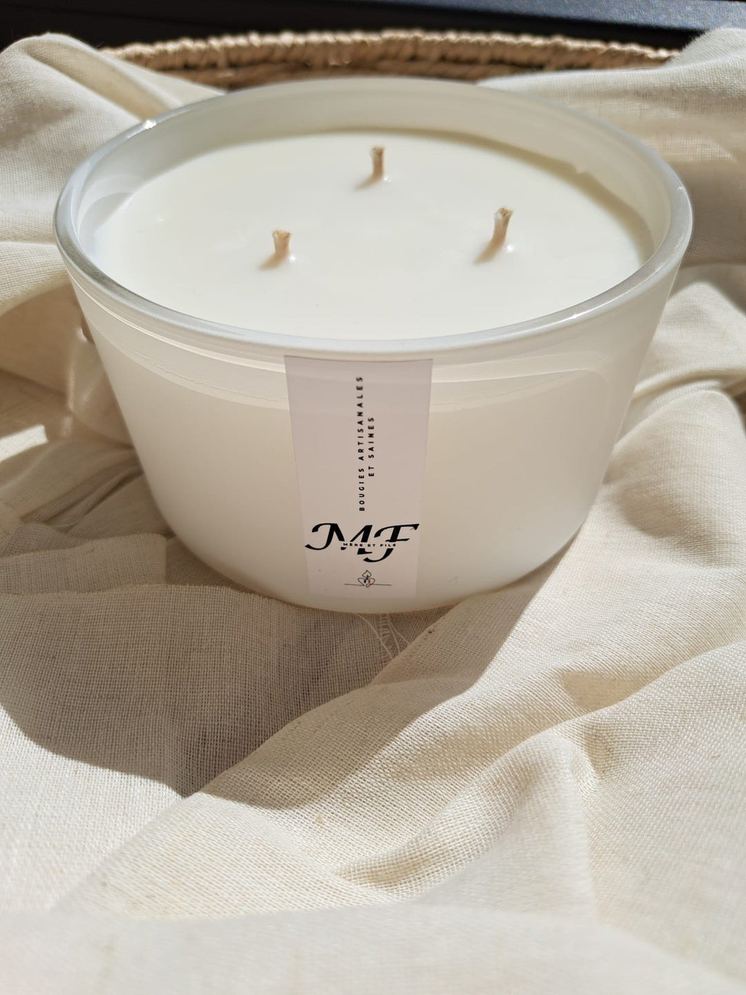Dove Candle