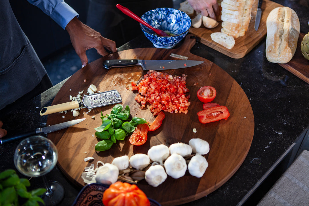 Planche XL ronde - Noyer huilé Planches BBQ Dutchdeluxes