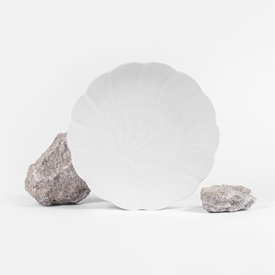 L'assiette plate en porcelaine Blanche - Tahiti Assiettes à diner Ogre la Fabrique