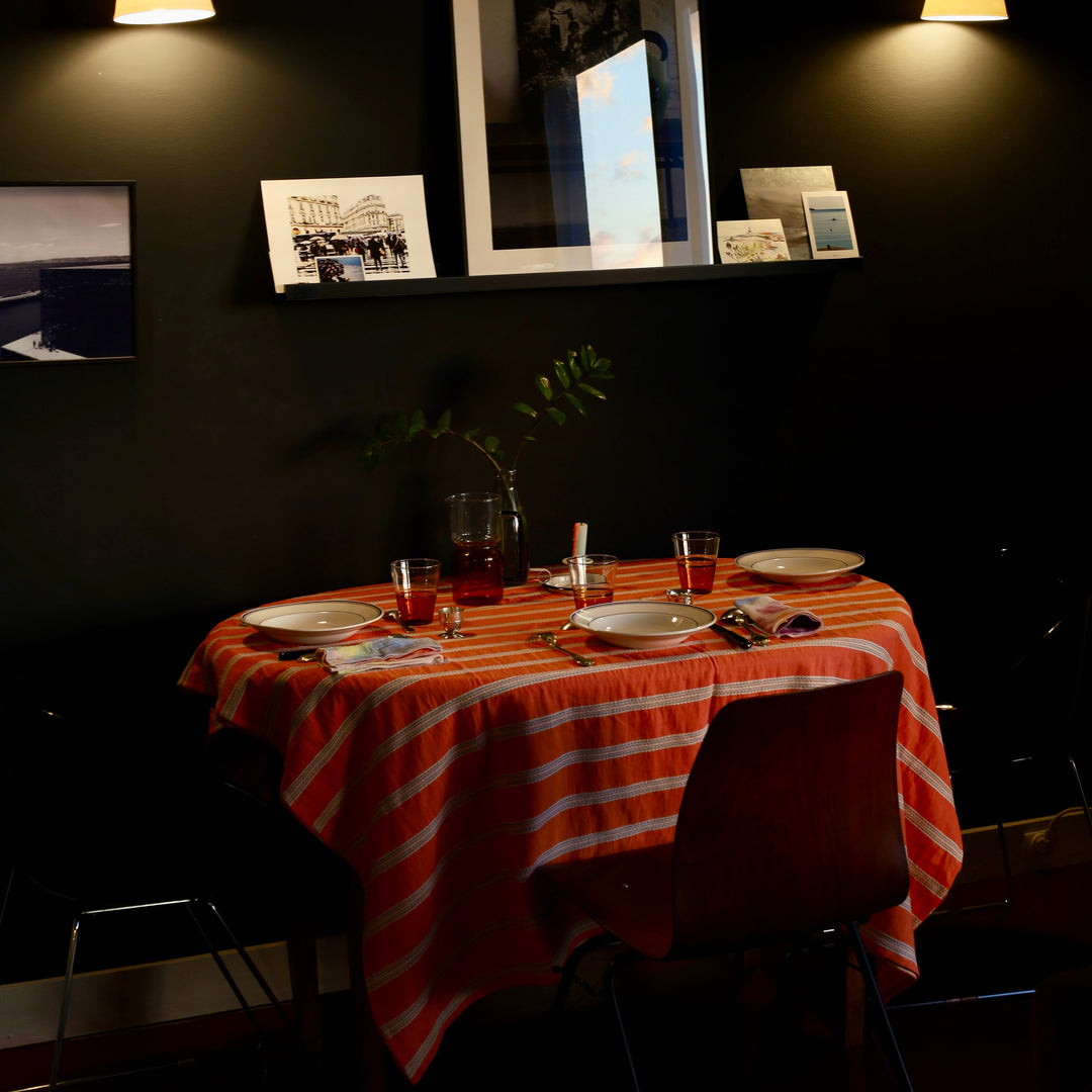 Nappe orange à lignes brodées - Orange rayée Nappes Maryne Guyot créations