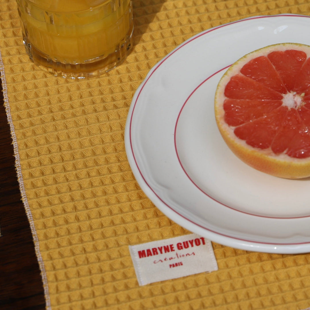 Set of 4 plain textured placemats - Mustard waffle 