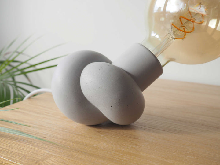 Lampe à poser béton et bois - Noeud Lampes Gone's