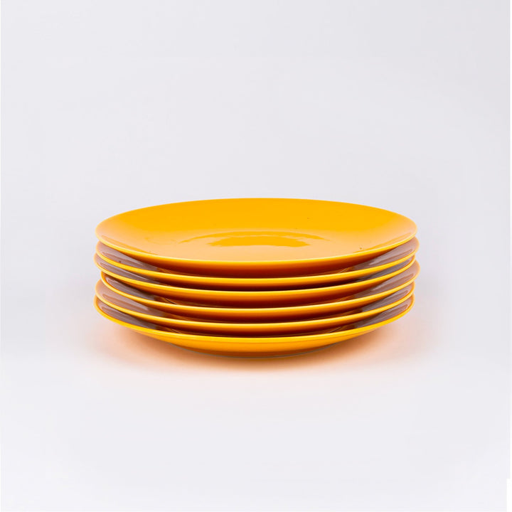 L'assiette à dessert en porcelaine ronde - Jaune moutarde Assiettes à dessert Ogre la Fabrique