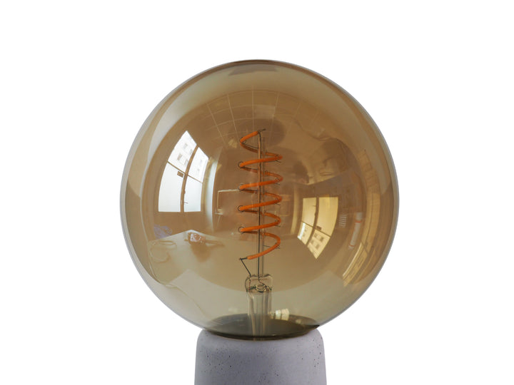 Lampe à poser en béton - Phare Lampes Gone's