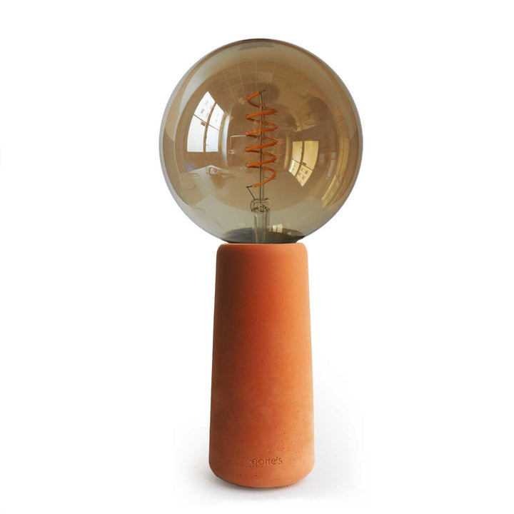 Lampe à poser en béton terracotta - Phare Lampes Gone's